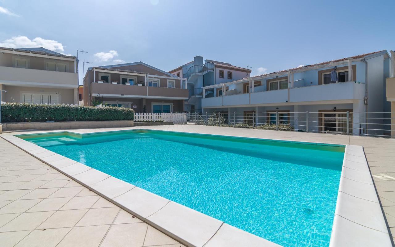Villetta Federico Climatizzata Con Giardino Privato Viddalba Exterior foto