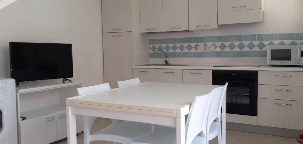 Villetta Federico Climatizzata Con Giardino Privato Viddalba Exterior foto