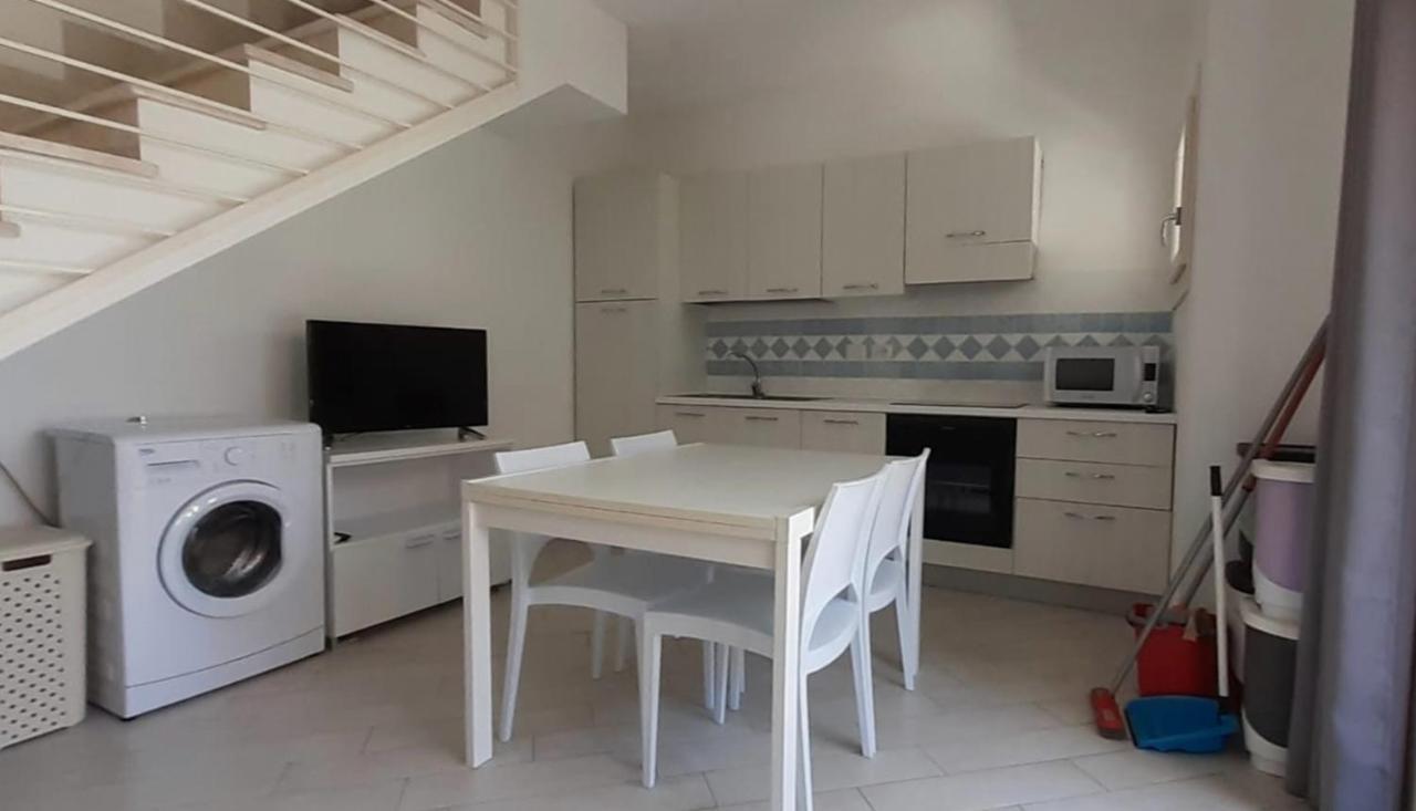 Villetta Federico Climatizzata Con Giardino Privato Viddalba Exterior foto